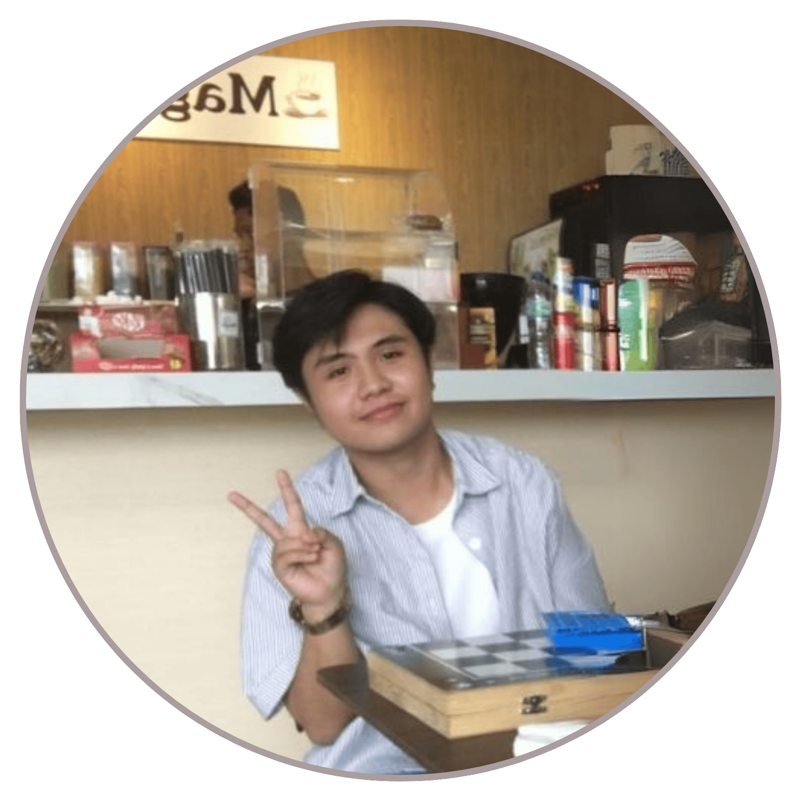 ADVENTURESS (26) ADVENTURESS (26)